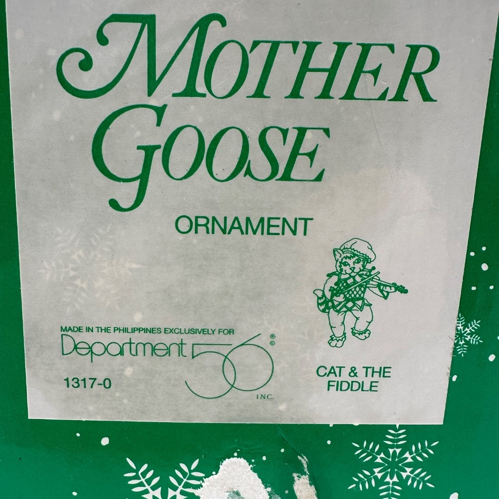 Department 56 Mother Goose Cat and The Fiddle Christmas Ornament w/Box - Picture 16 of 16